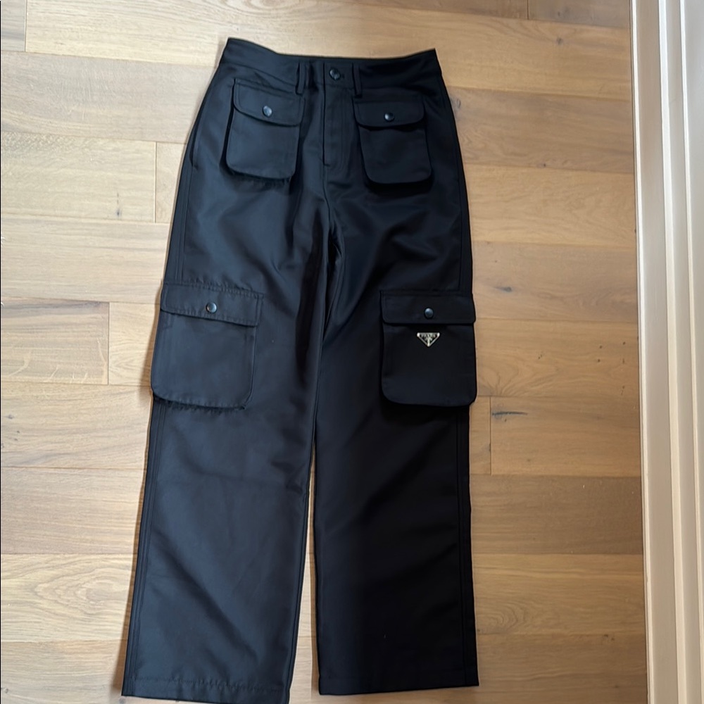 NWOT  Prada Black Cargo Pants xs